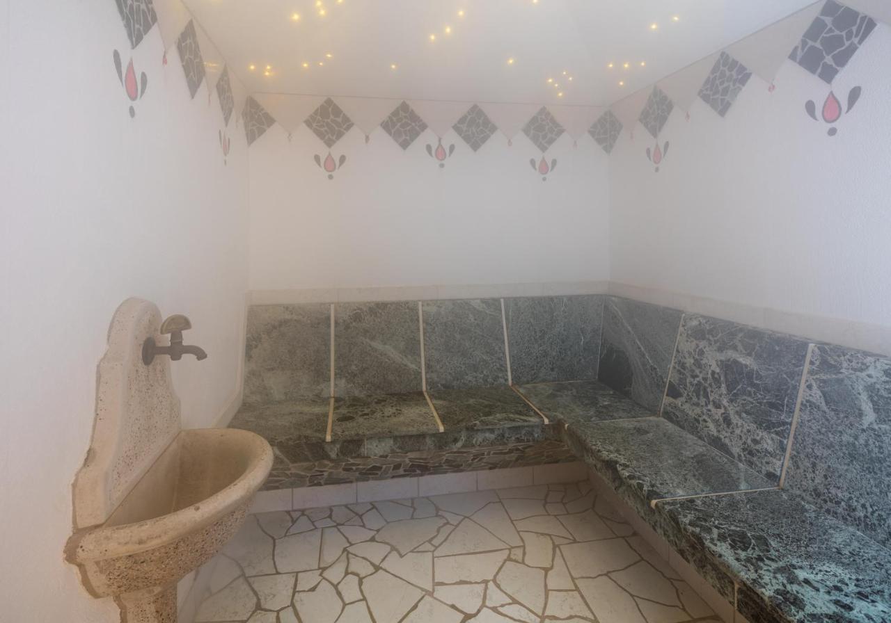 Seelaus Hotel